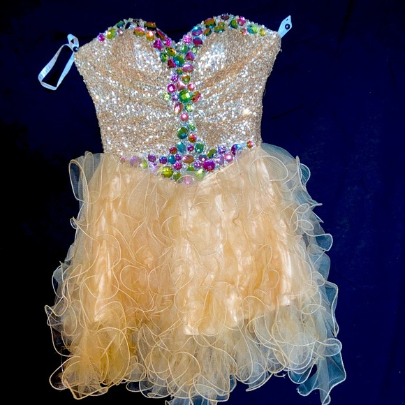 Formal above knee Party dress - Picture 2 of 7